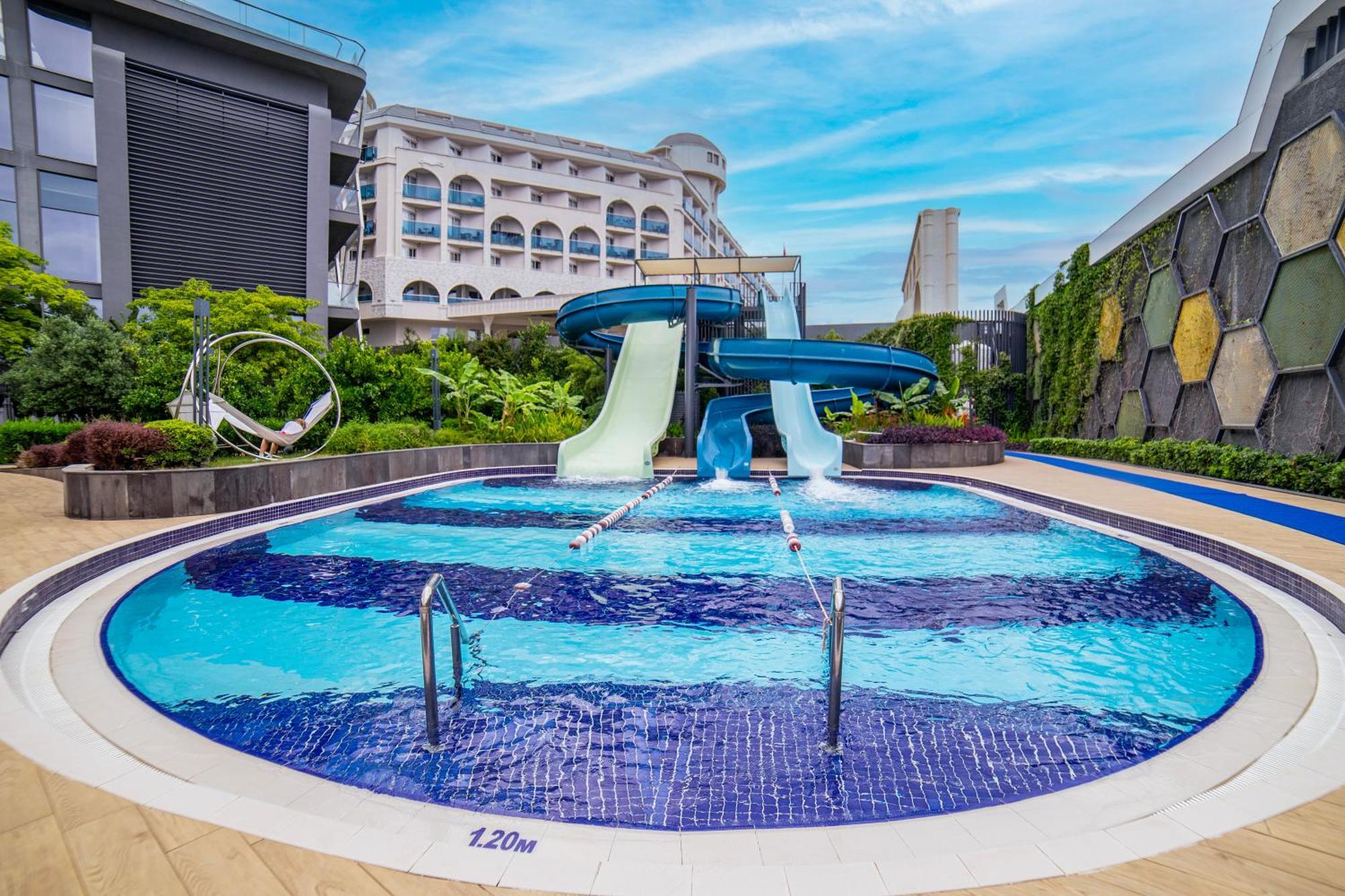 Bosphorus Sorgun Hotel Ultra Allinclusive Side Exterior photo